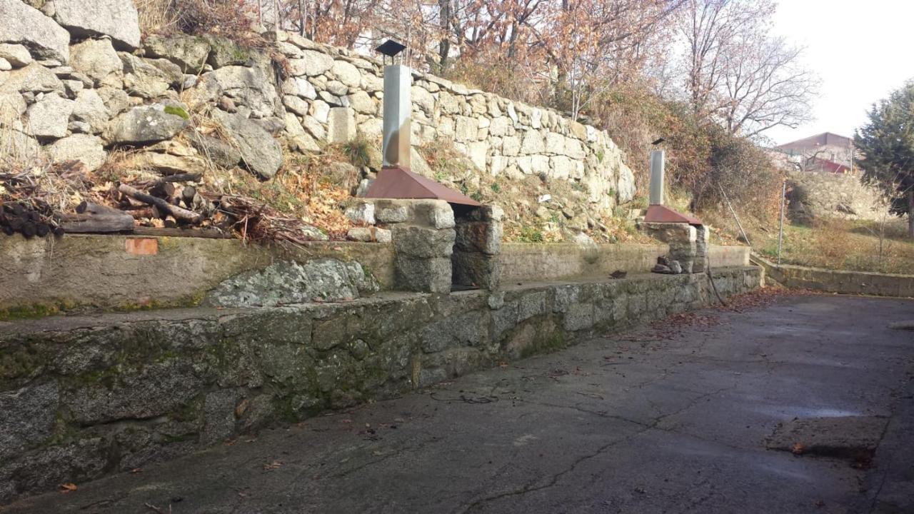 Casa Rural El Maestro I Navalosal 外观 照片